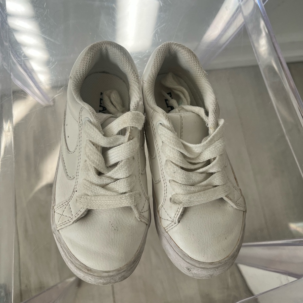 shoes kids size 11 white sneakers